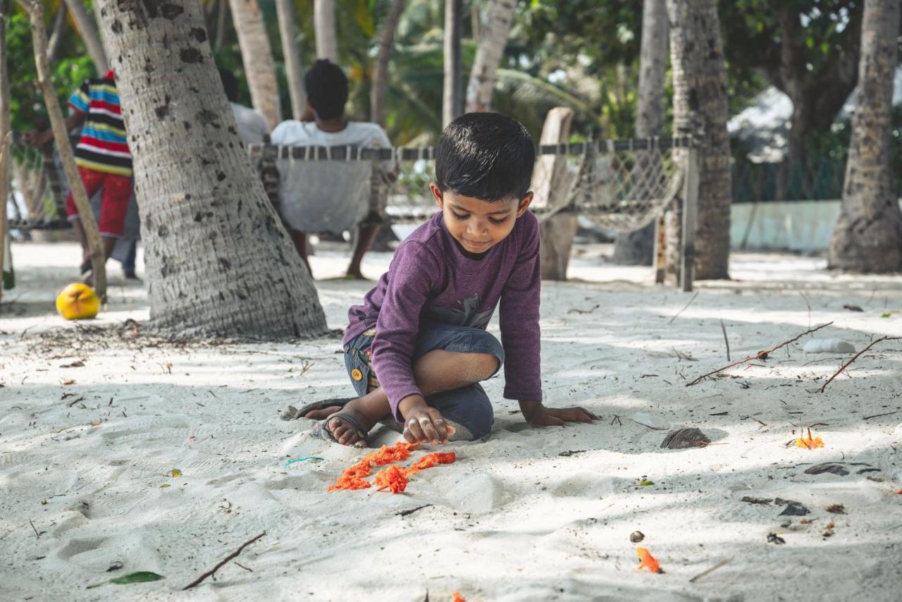 Brickwood Rasdhoo- Beach Front Ngoại thất bức ảnh